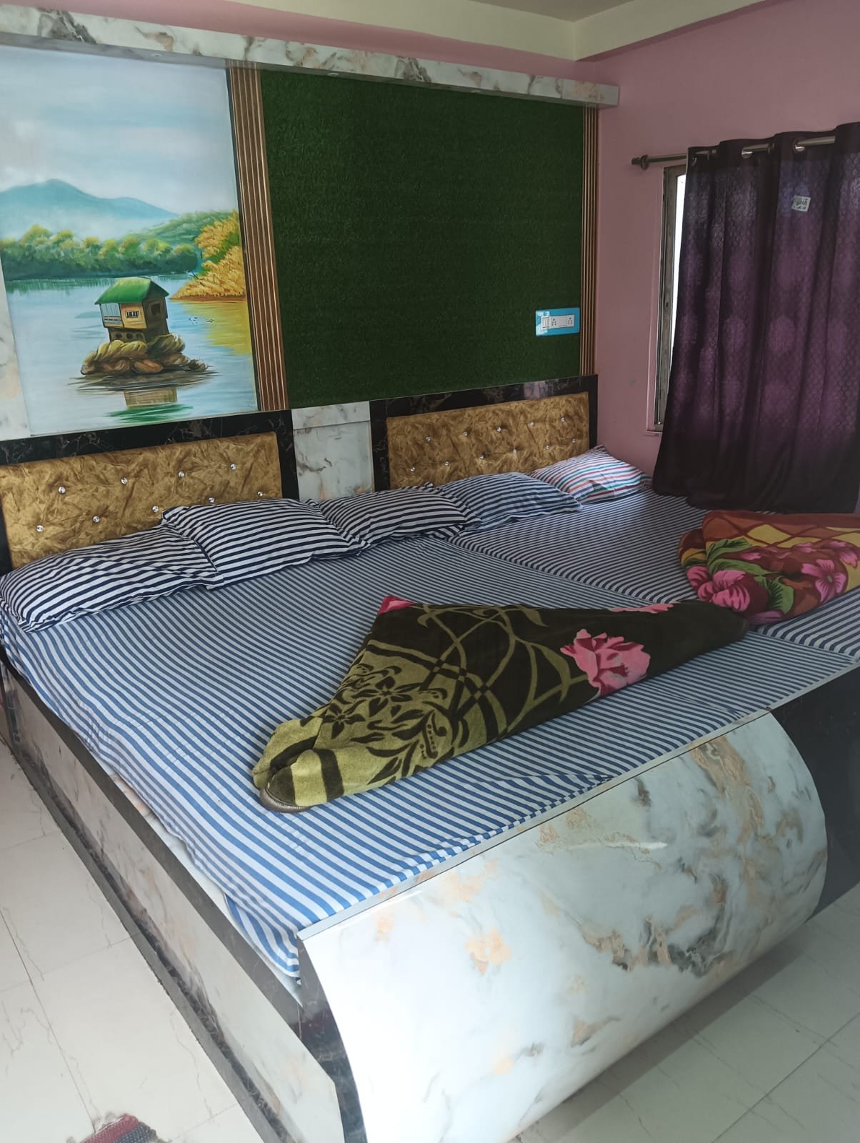 FIVE BED A/C